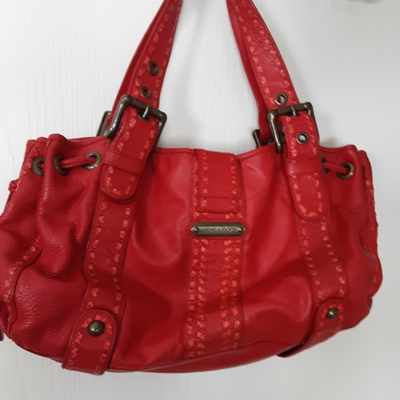 Red Isabella Fiore - Picture 3 of 7